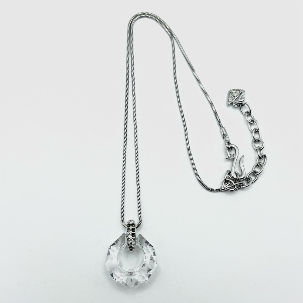 Swarovski Silver Tone Faceted Crystal Ring Pendant Necklace